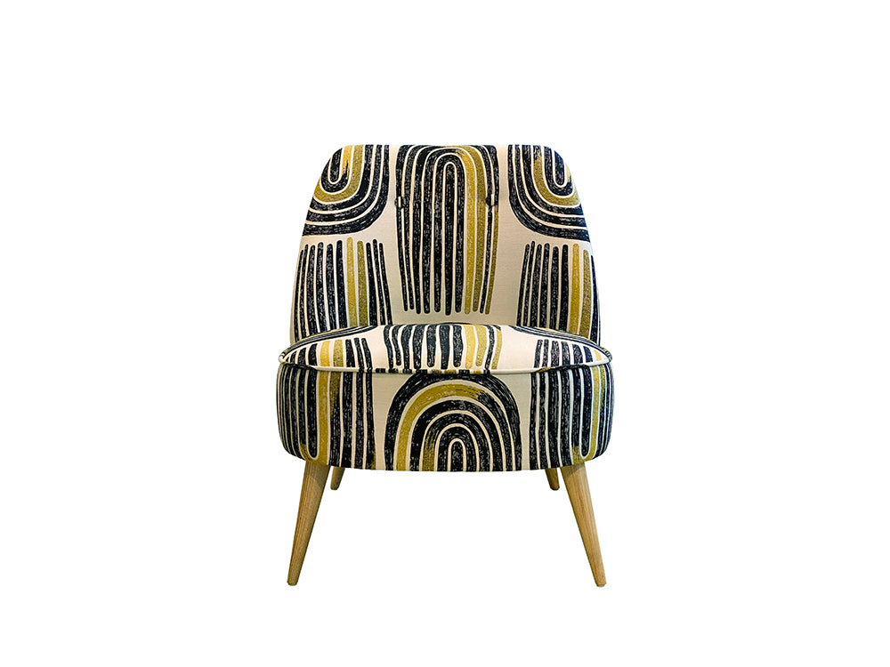 Betsy Chair, Black Deco