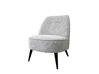 Betsy Chair, Sesame