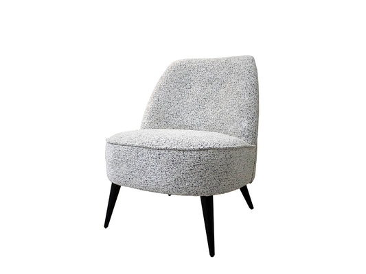 Betsy Chair, Sesame
